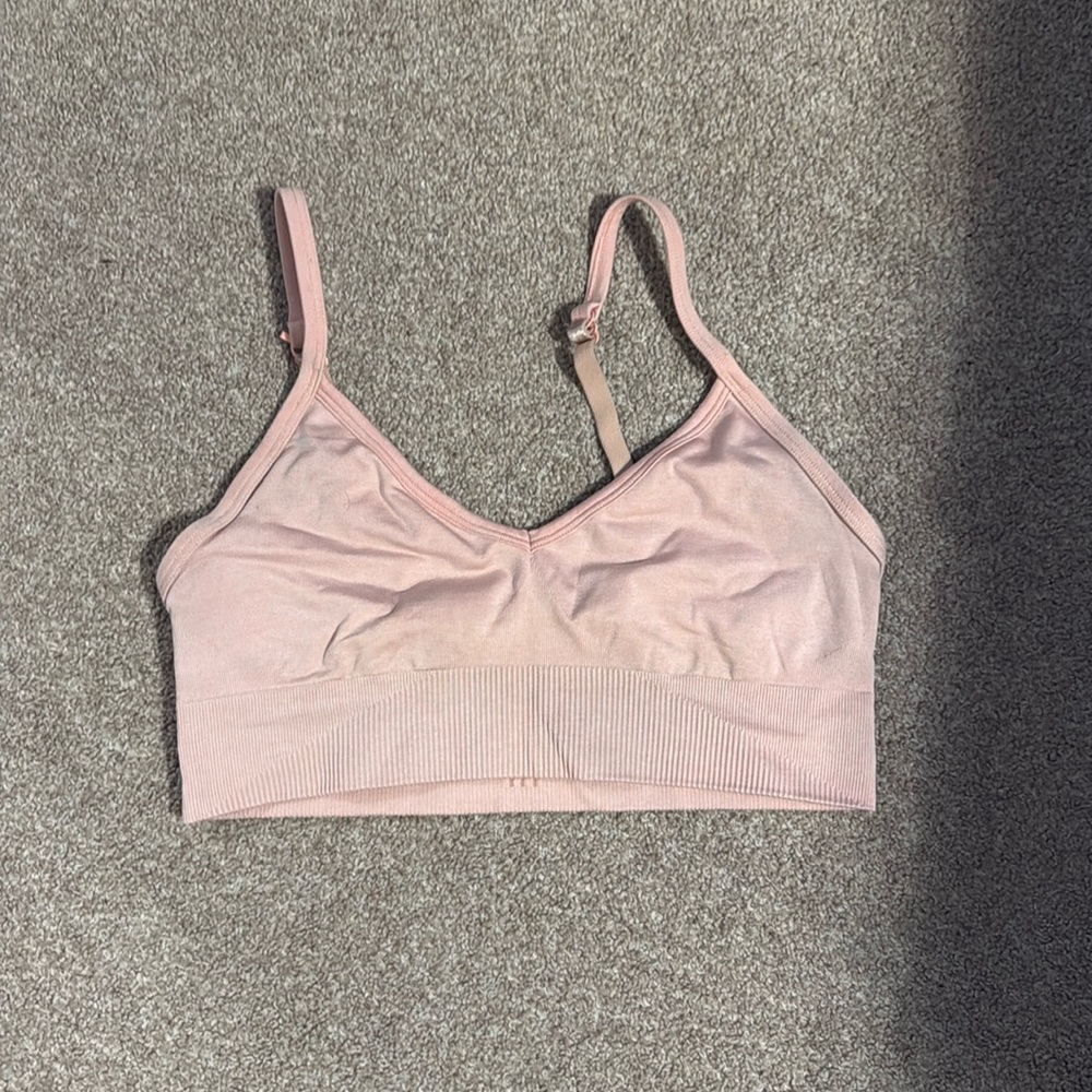Lululemon ebb to Street